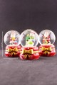 3 Adet Yeni Yıl Noel Baba Temalı Kurdele Detaylı Mini Boy Işıklı Kar Küresi 6,5 cm B