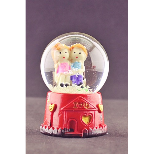 Kalp Kutuda Sevgililer Temalı Mini Boy Kar Küresi Işıklı 6,5 cm Boy