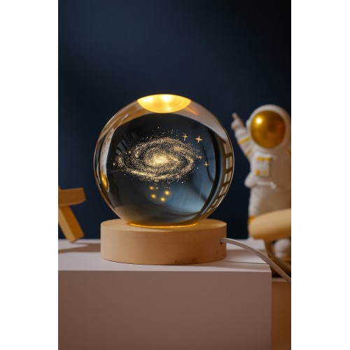 3D Kristal Küre Samanyolu Gün Işığı LED Lamba – USB'li Ahşap Standlı Dekoratif Masa - Gece Lambası
