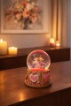 Sevgililer Temalı Led Işıklı Kar Küresi 9 cm – Romantik & Anlamlı Sevgili Hediyesi  Pembe