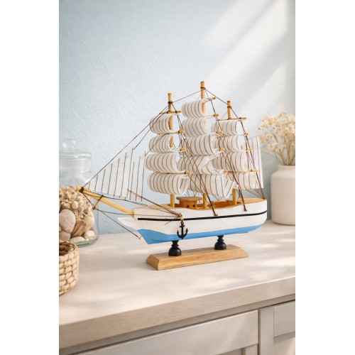 Büyük Boy El Yapımı Ahşap Yelkenli Gemi Maketi 24 x 24 CM – Dekoratif Masa Üstü Premium Hediye 529A