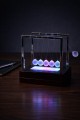 RGB Işıklı Newton Denge Topu – Renkli Şeffaf Denge Topları, Pilli Masaüstü Dekoratif Aksesuar