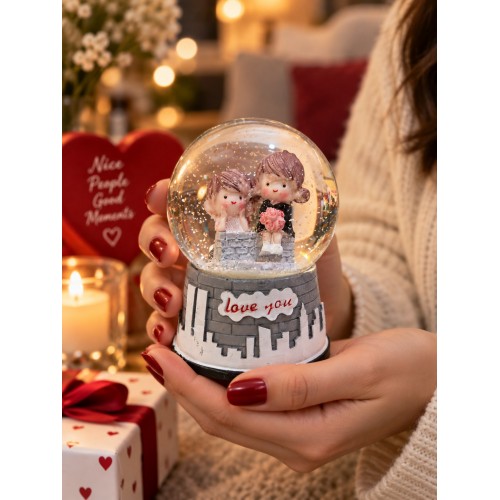 Işıklı Kar Küresi 9 cm Romantik Çift Figürlü Love You Kar Küresi Sevgiliye Hediye Dekoratif Biblo