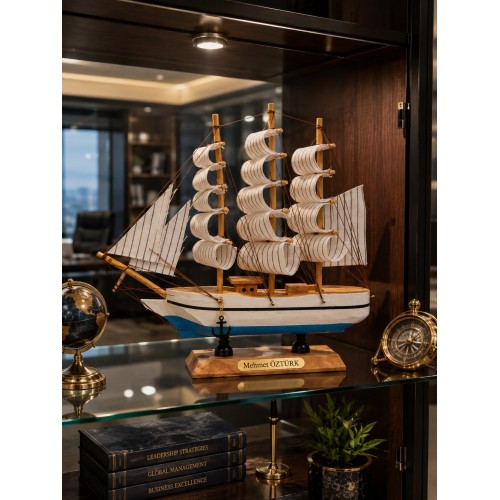 Kişiye İsme Özel El Yapımı Ahşap Yelkenli Gemi Maketi 24 x 24 CM – Premium Masa Üstü Hediyelik 529A