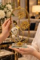 Gold Çiçek Figürlü Kristal Küreli Metal Cam Dekoratif Obje Şık Masa ve Konsol Süsü 21 X 10 cm