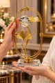 Gold Ginkgo Yapraklı Kristal Küreli Metal Cam Dekoratif Obje 21x10 cm Şık Masa Süsü