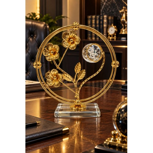 Gold Metal Dekoratif Obje 18x18 cm Cam Küreli Çiçek ve Kelebek Figürlü Masa Süsü
